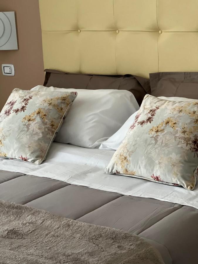 Tiziana'S House Bed and Breakfast Salerno Buitenkant foto
