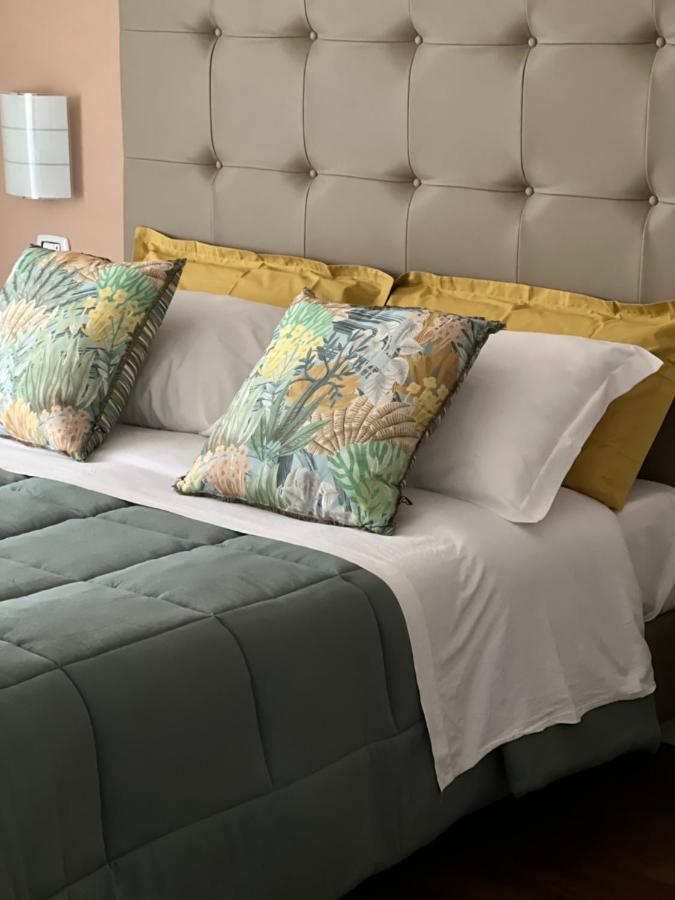 Tiziana'S House Bed and Breakfast Salerno Buitenkant foto